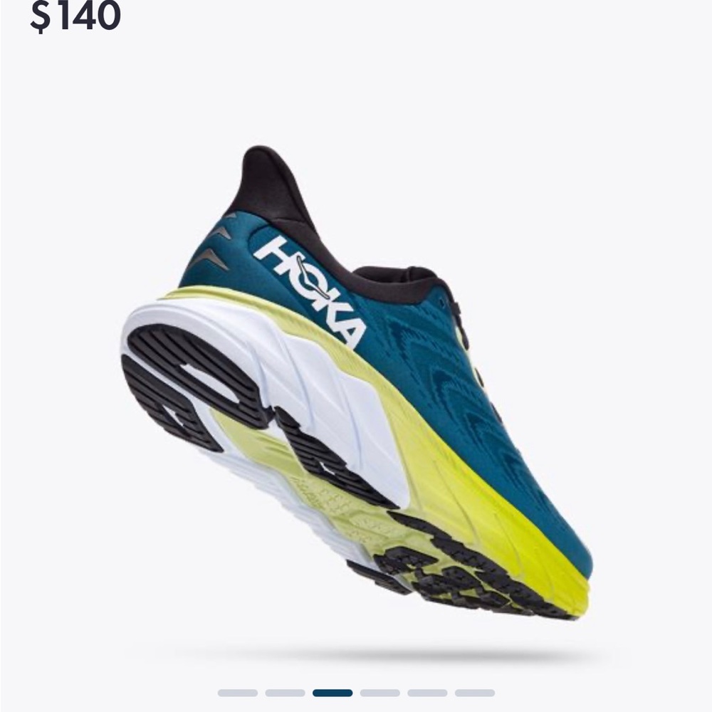 HOKA Arahi 6